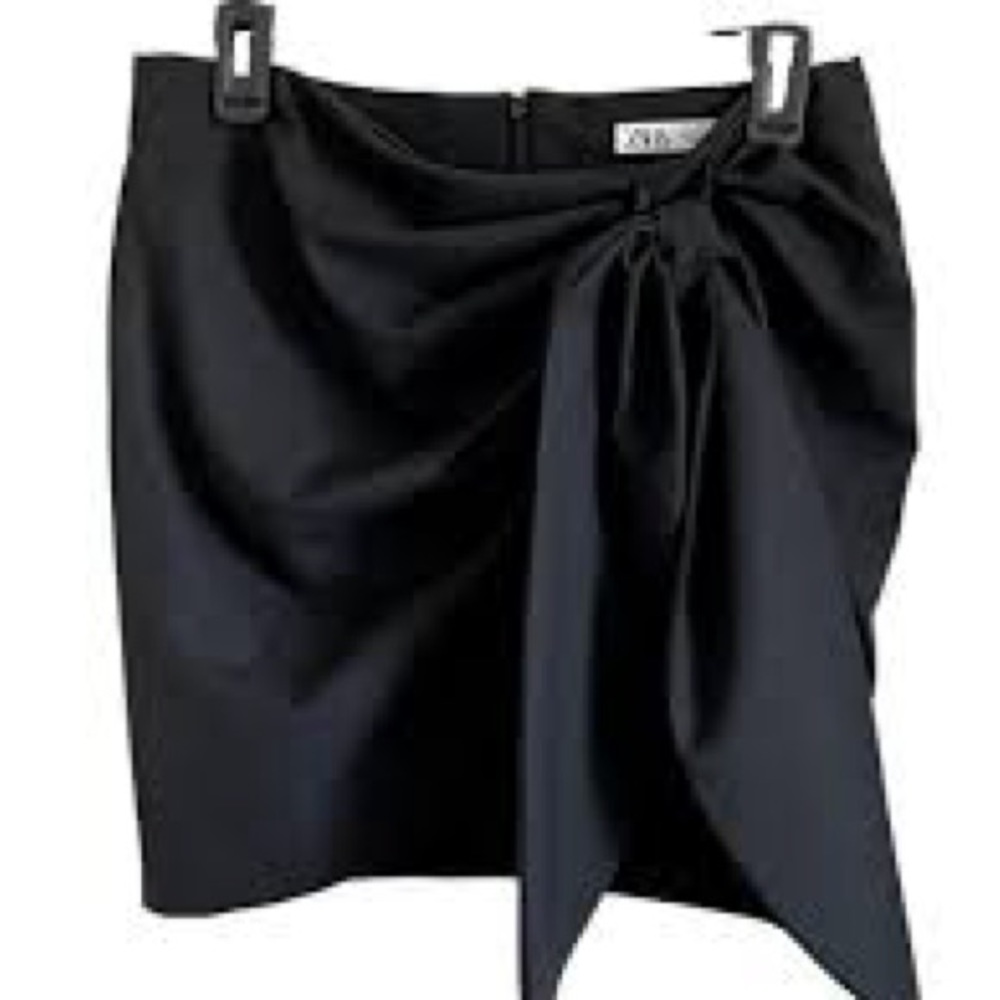 Zara ruched mini skirt with gathers and sash BLK SIZE LG NWT